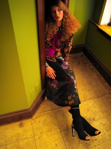 Photographer: Regen Chen
Hair & Makeup Artist: Liz Yu